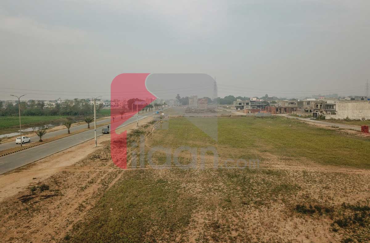 1 Kanal Plot for Sale in Block Q, Khayaban-e-Amin, Lahore