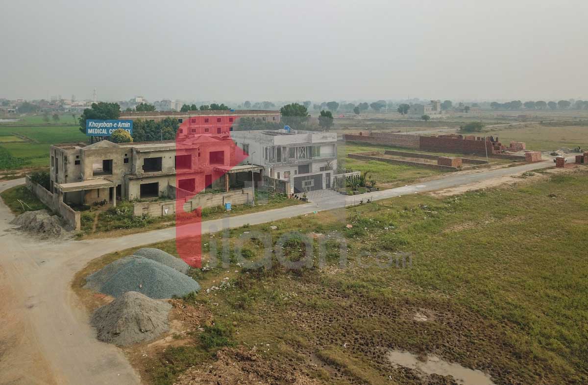 1 Kanal Plot for Sale in Block Q, Khayaban-e-Amin, Lahore