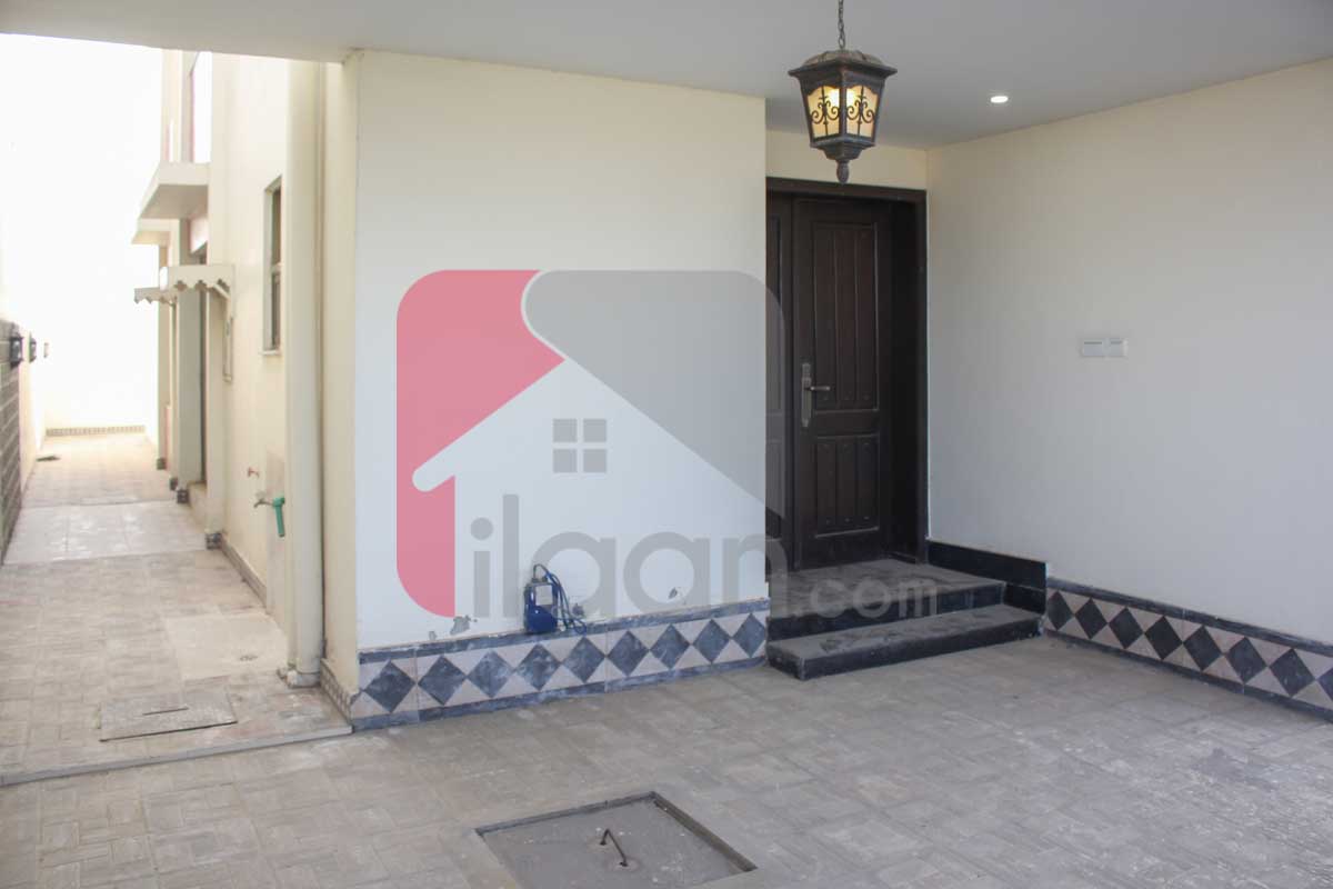 9 Marla Villa for Sale in Block D, Phase 1, DHA Bahawalpur