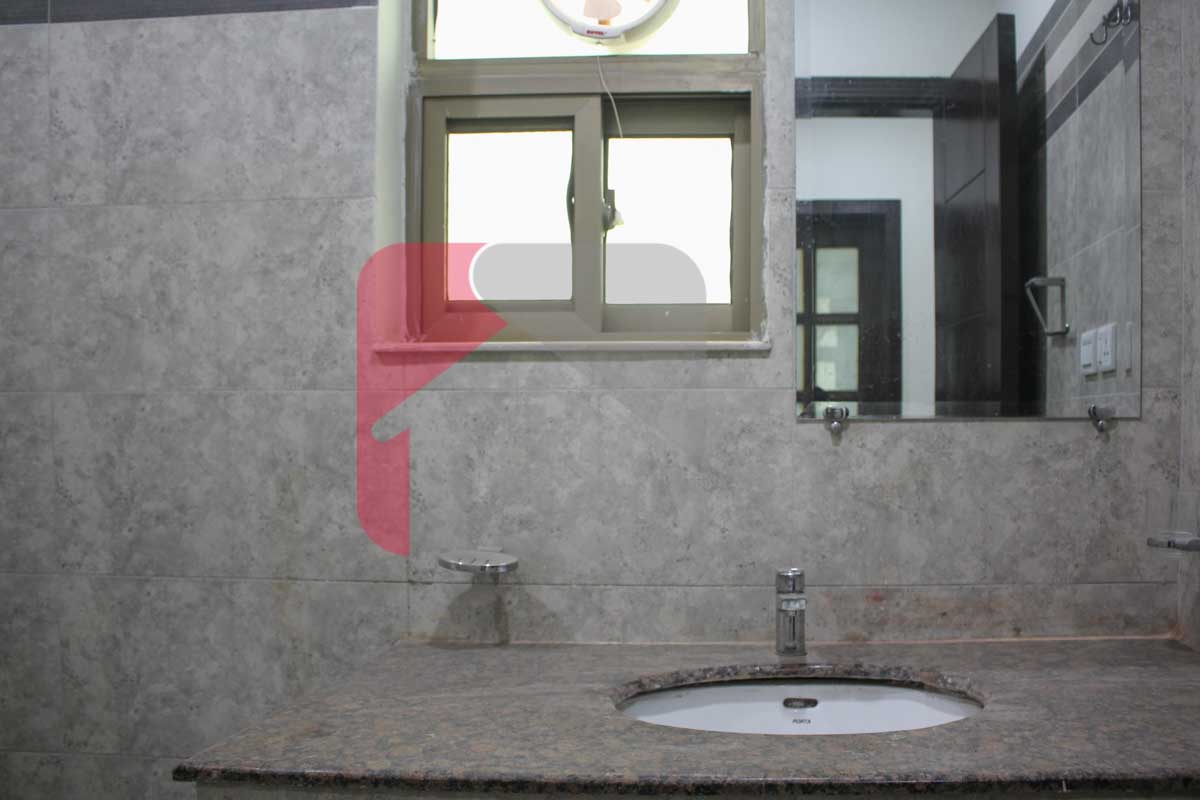 9 Marla Villa for Sale in Block D, Phase 1, DHA Bahawalpur