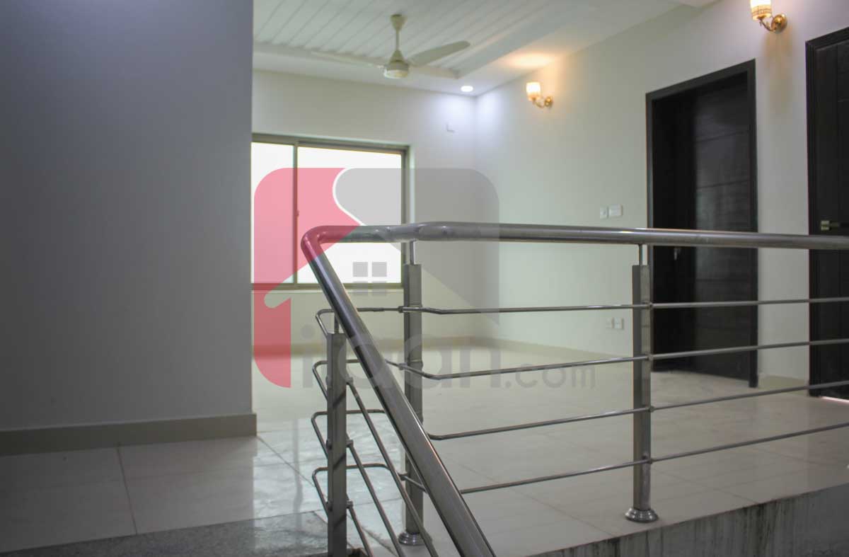 9 Marla Villa for Sale in Block D, Phase 1, DHA Bahawalpur