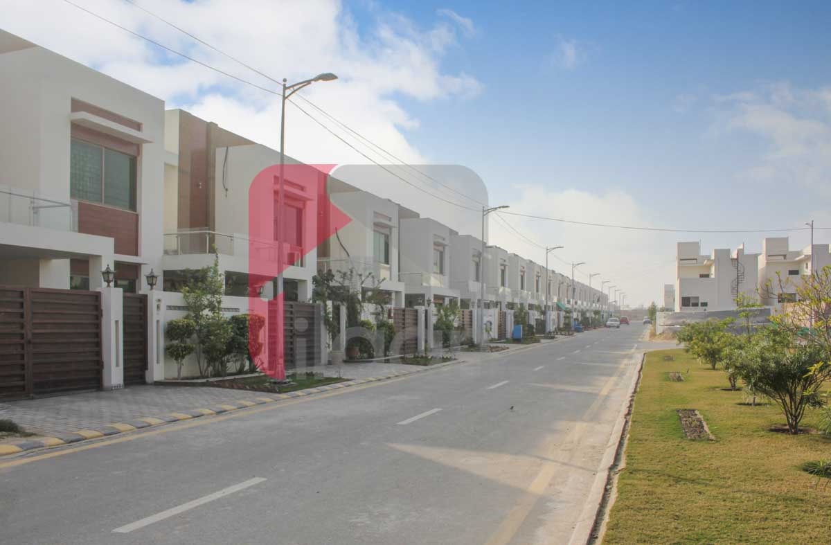 9 Marla Villa for Sale in Block D, Phase 1, DHA Bahawalpur