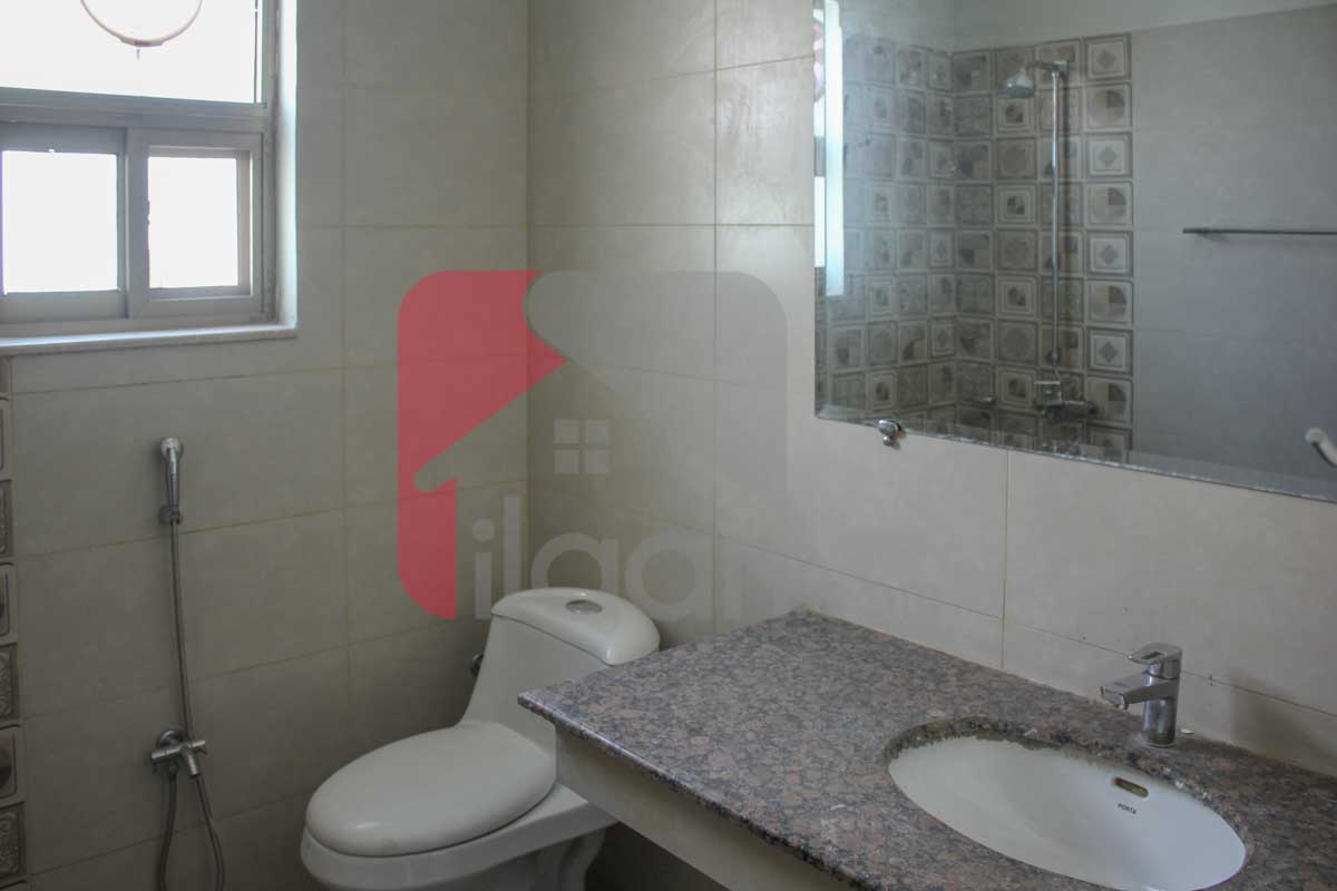 9 Marla Villa for Sale in Block D, Phase 1, DHA Bahawalpur