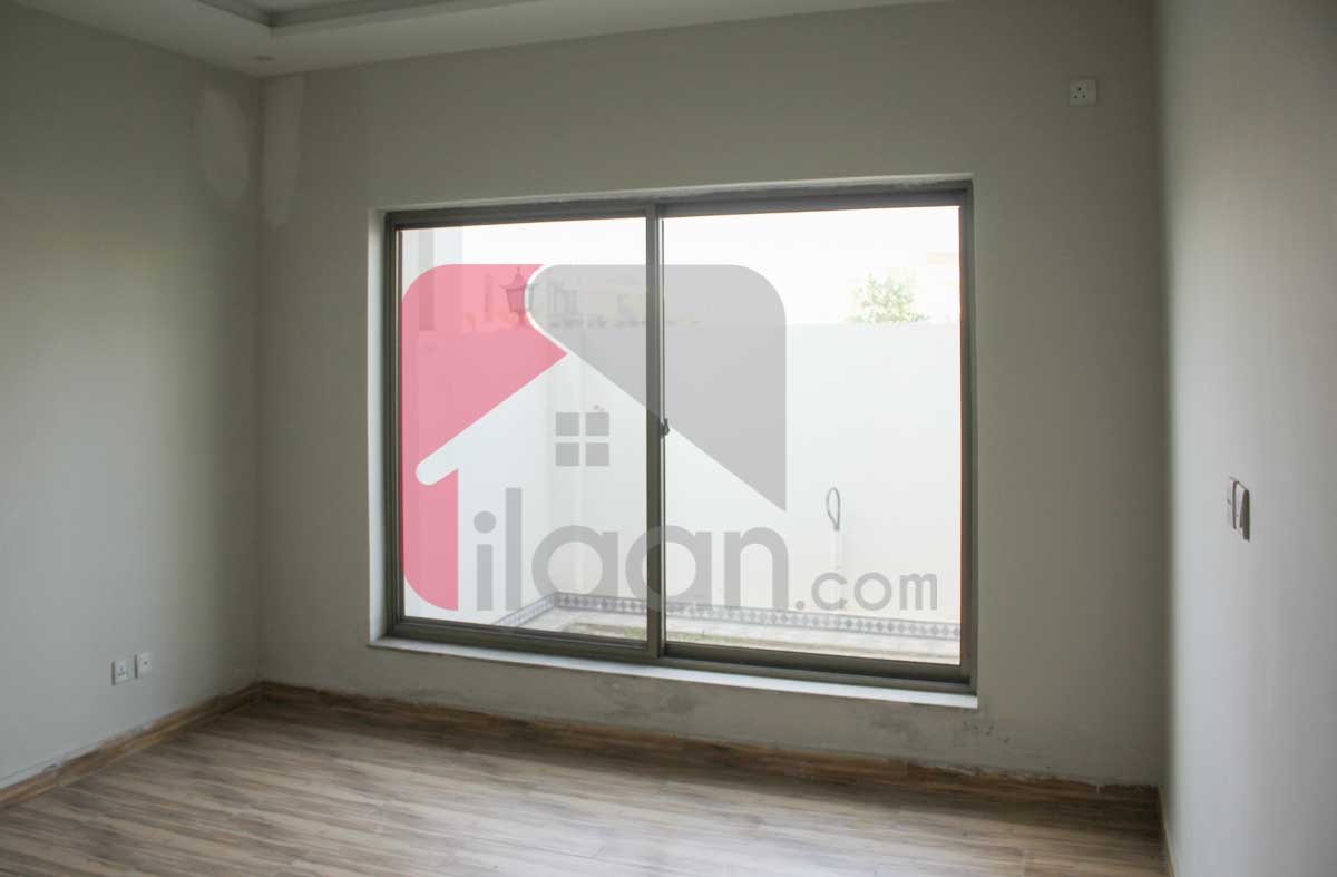 9 Marla Villa for Sale in Block D, Phase 1, DHA Bahawalpur