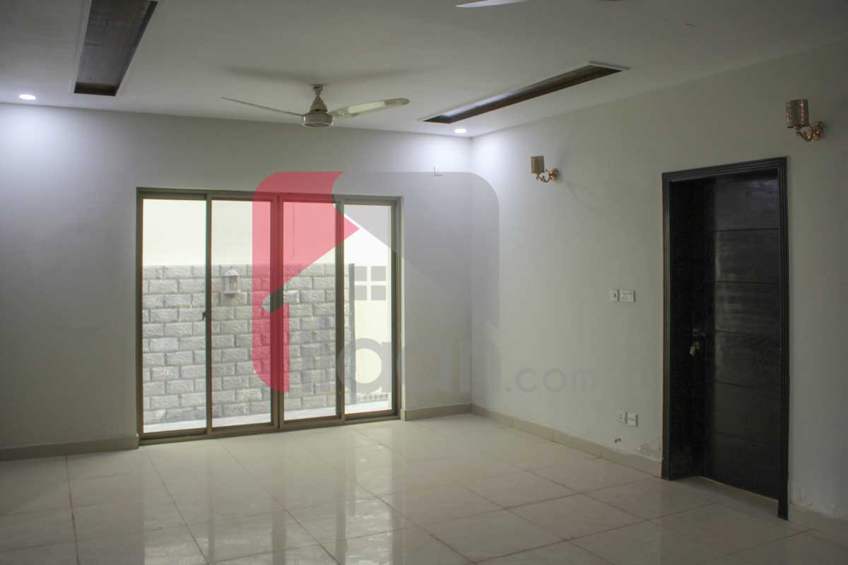 9 Marla Villa for Sale in Block D, Phase 1, DHA Bahawalpur