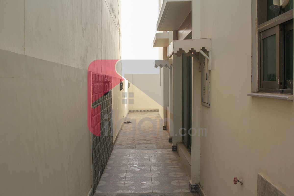 9 Marla Villa for Sale in Block D, Phase 1, DHA Bahawalpur