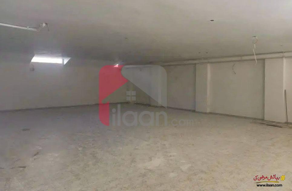 444 Sq.yd Shop for Rent on Shahrah-e-Faisal, Karachi