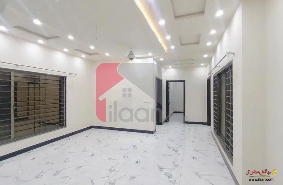 10.7 Marla House for Sale in Eden Valley, Faisalabad