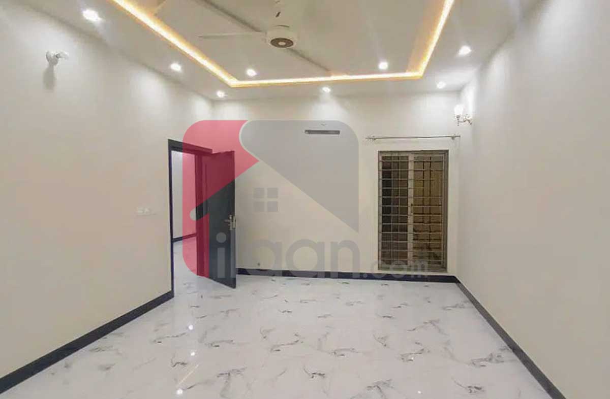 11 Marla House for Sale in Eden Valley, Faisalabad