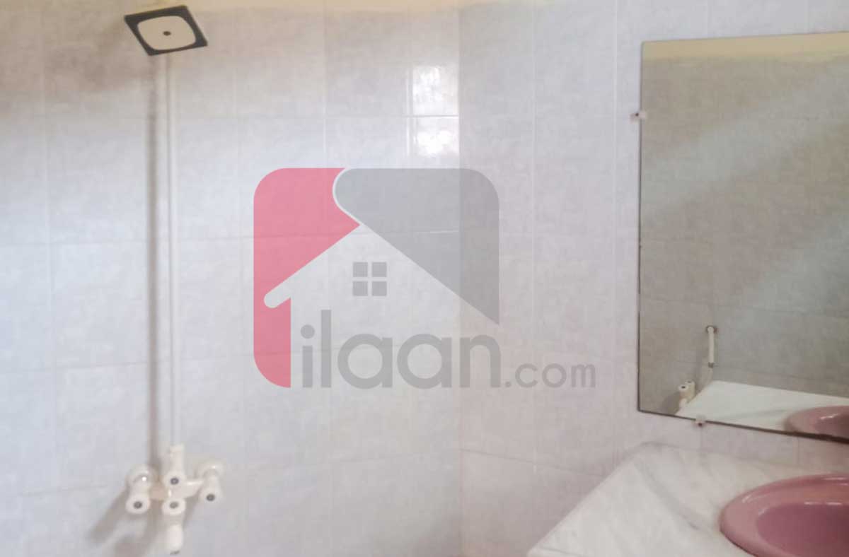 500 Sq.yd House for Rent in Ittehad Commercial Area, Phase 6, DHA, Karachi