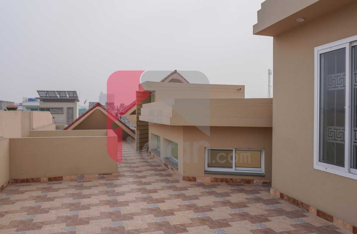 12 Marla House for Sale in Block J, Phase 2, Johar Town, Lahore