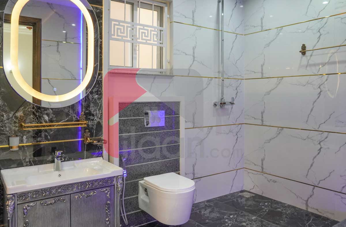 12 Marla House for Sale in Block J, Phase 2, Johar Town, Lahore