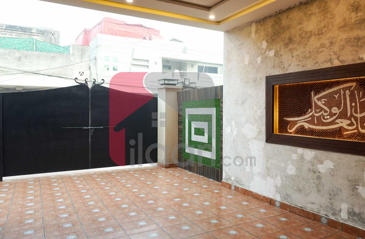 10 Marla House for Sale in Block F2, Phase 1, Johar Town, Lahore