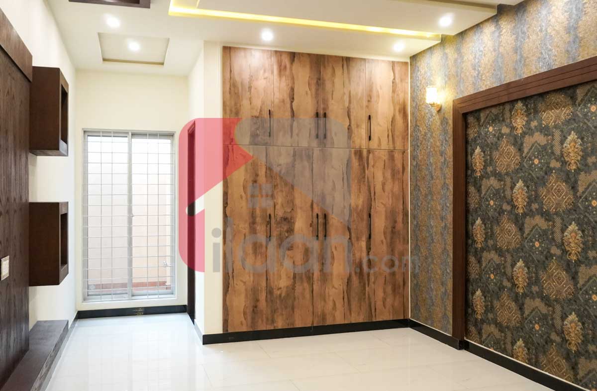 10 Marla House for Sale in Block F2, Phase 1, Johar Town, Lahore