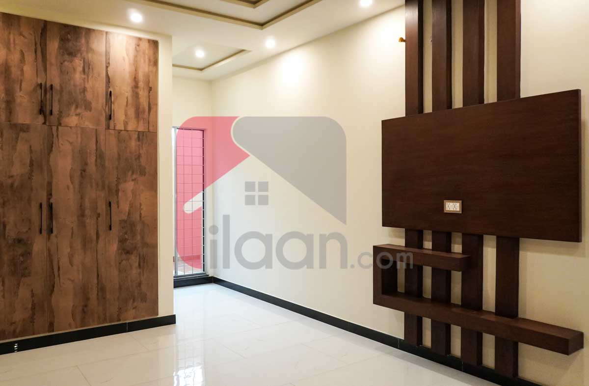 10 Marla House for Sale in Block F2, Phase 1, Johar Town, Lahore