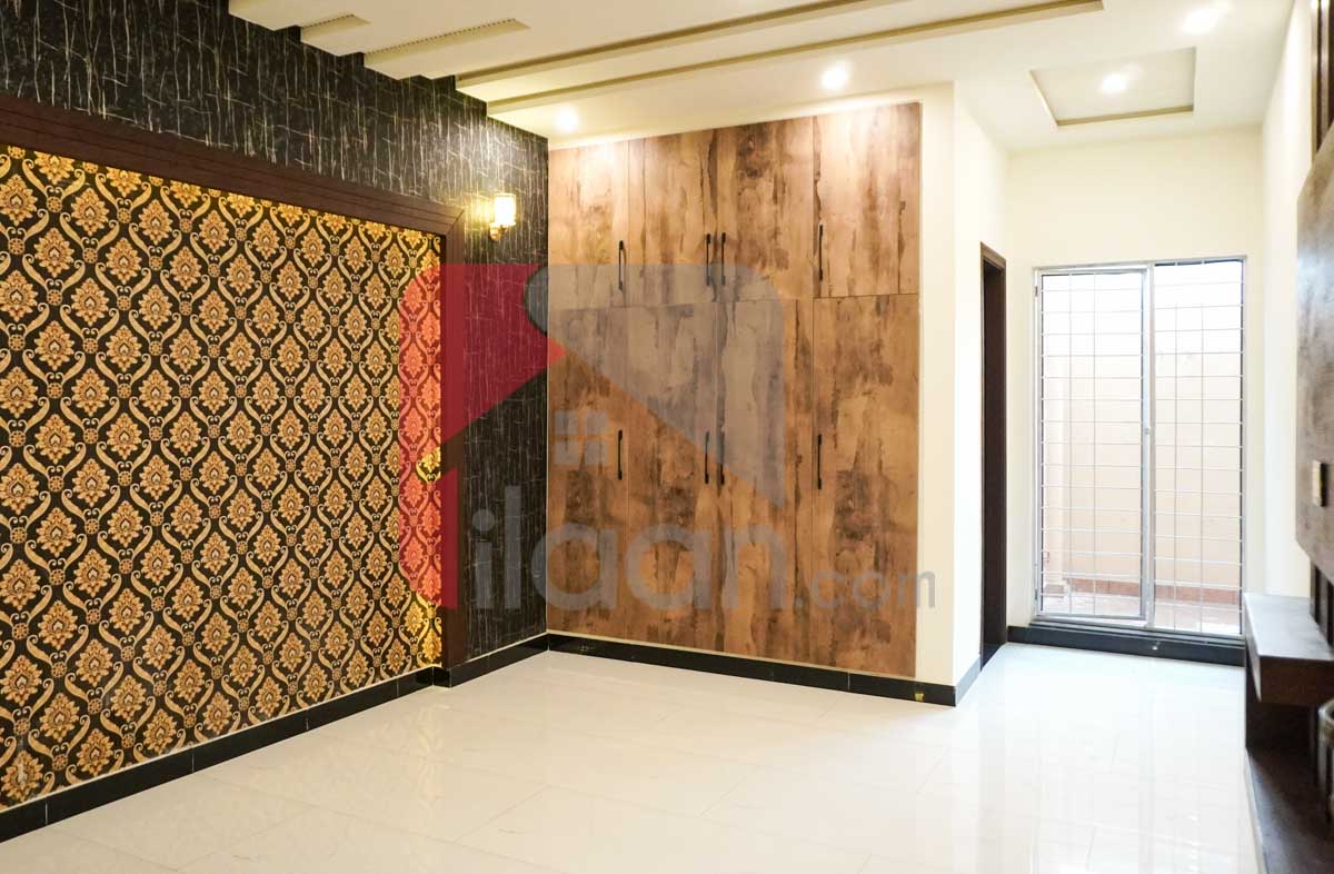 10 Marla House for Sale in Block F2, Phase 1, Johar Town, Lahore