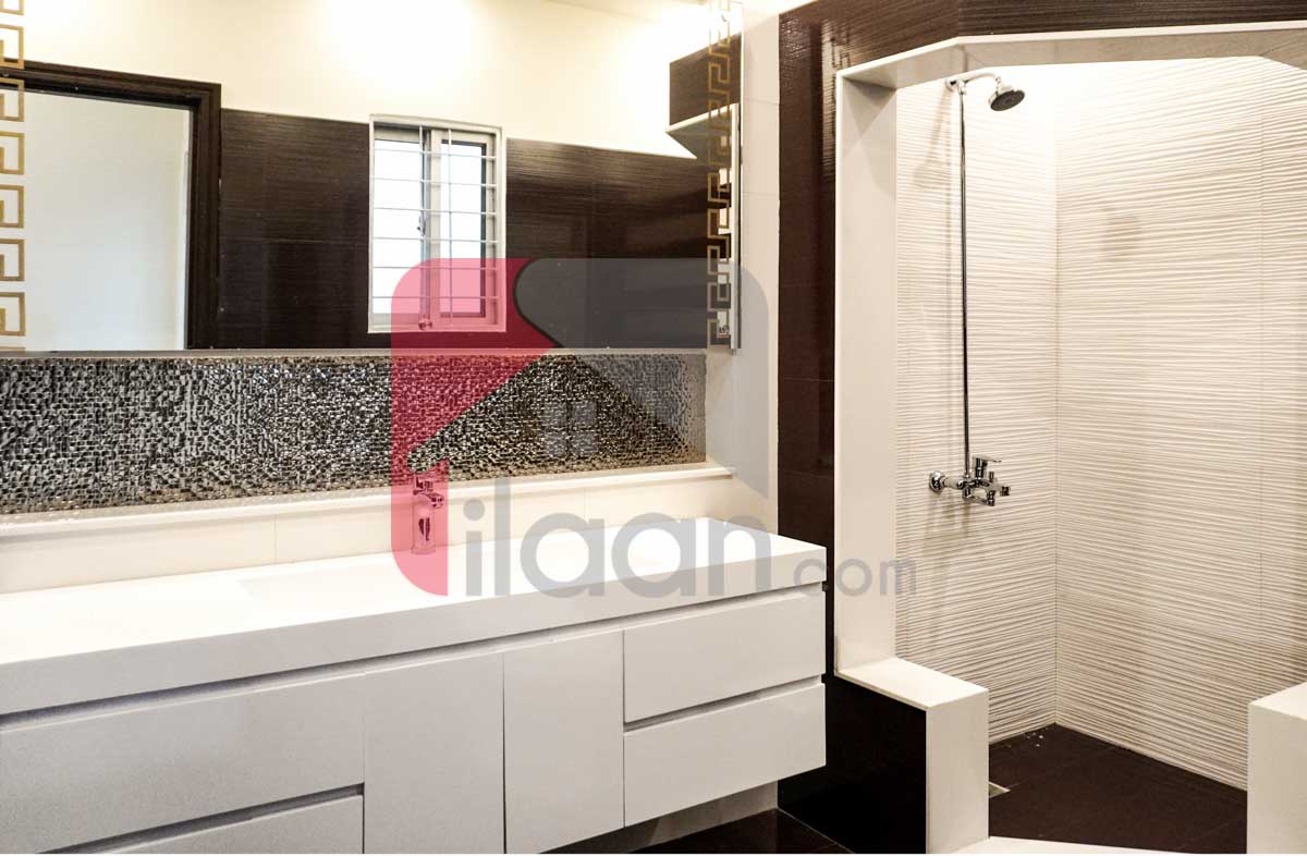 10 Marla House for Sale in Block F2, Phase 1, Johar Town, Lahore