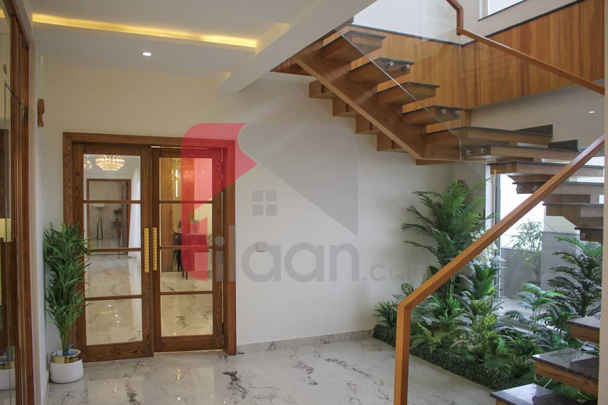 5238 Sq.ft Penthouse for Rent in Askari 11, Lahore