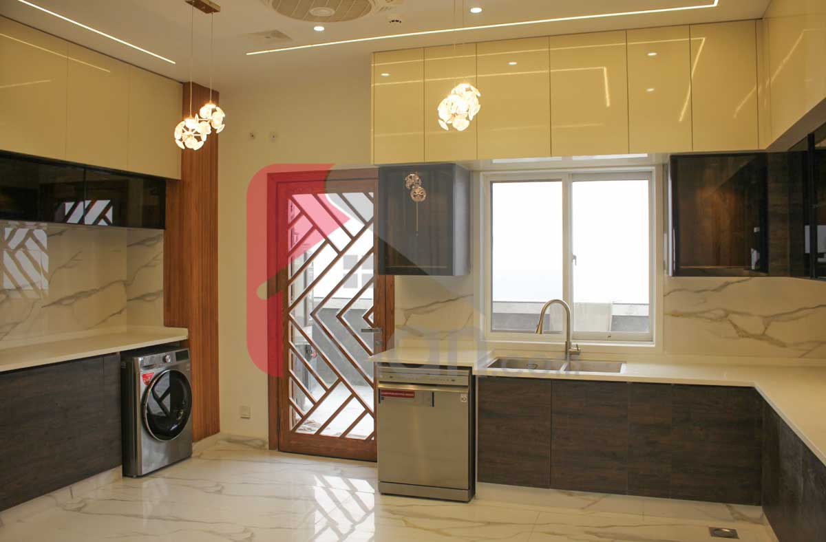 5238 Sq.ft Penthouse for Rent in Askari 11, Lahore