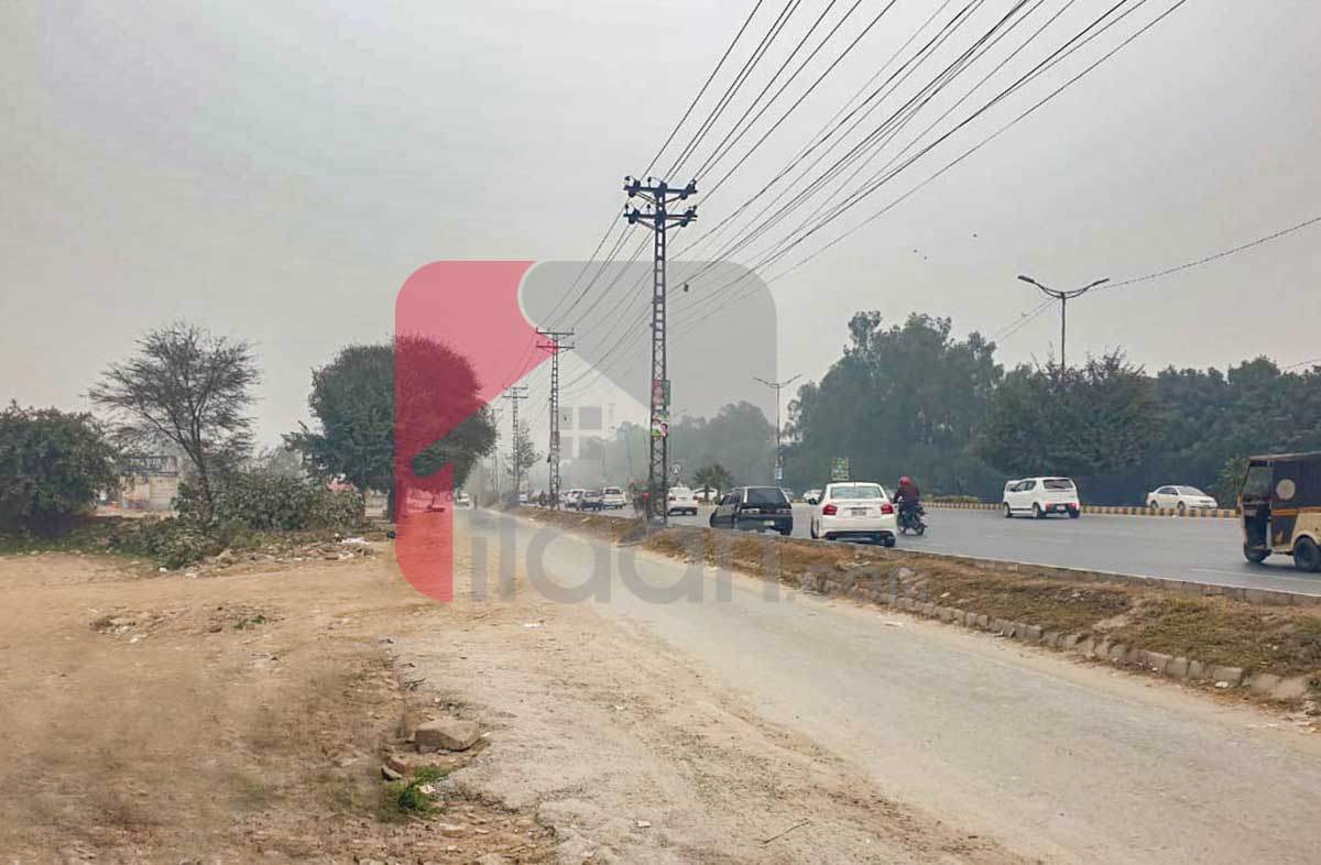 8 Kanal Plot for Sale in Nasheman-e-Iqbal, Lahore