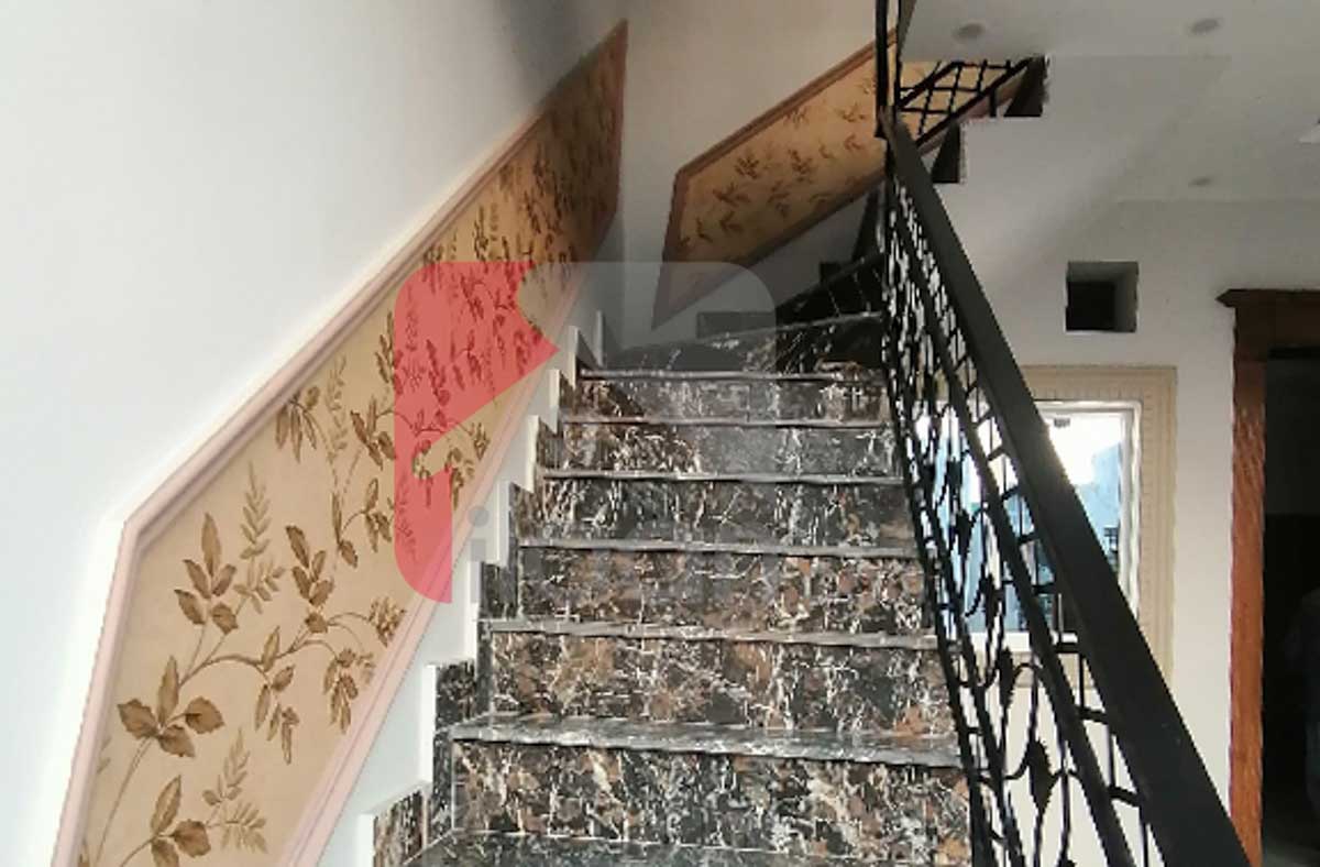 7 Marla House for Sale in Al Rehman Garden, Lahore