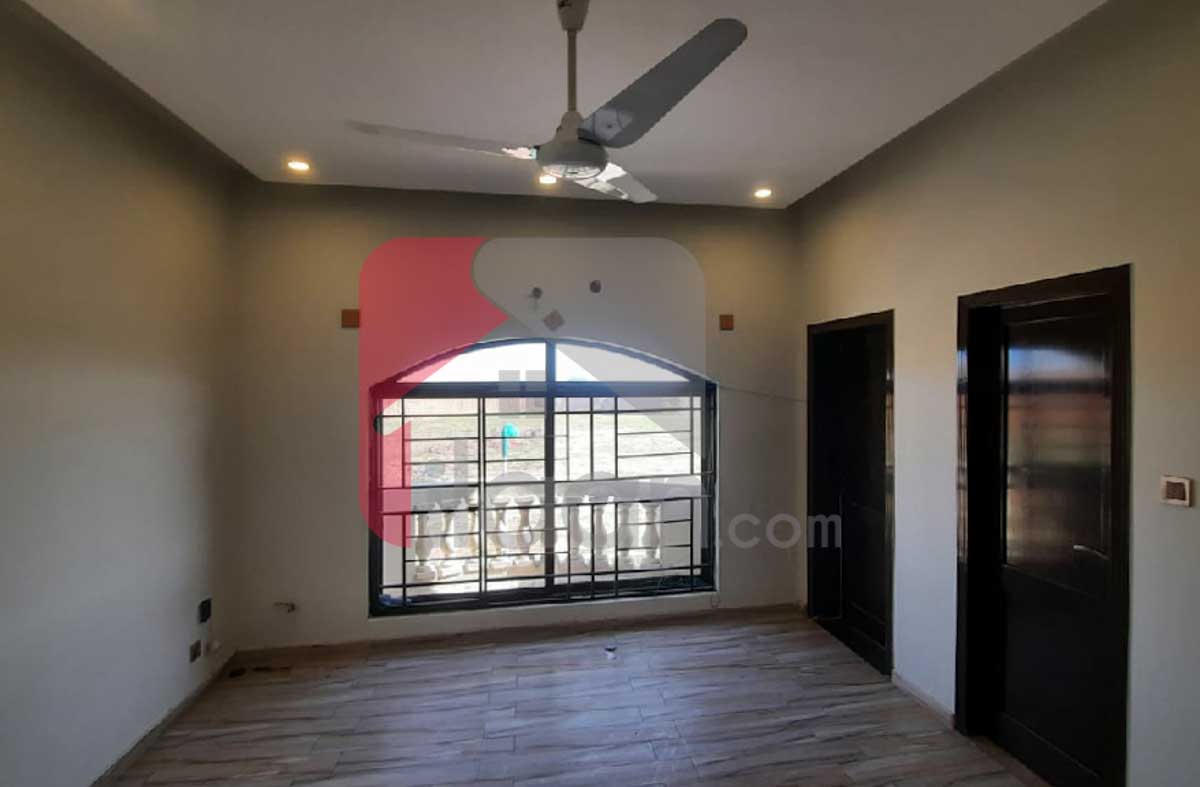 10 Marla House for Rent in Block L, Phase 8, Bahria Town, Rawalpindi