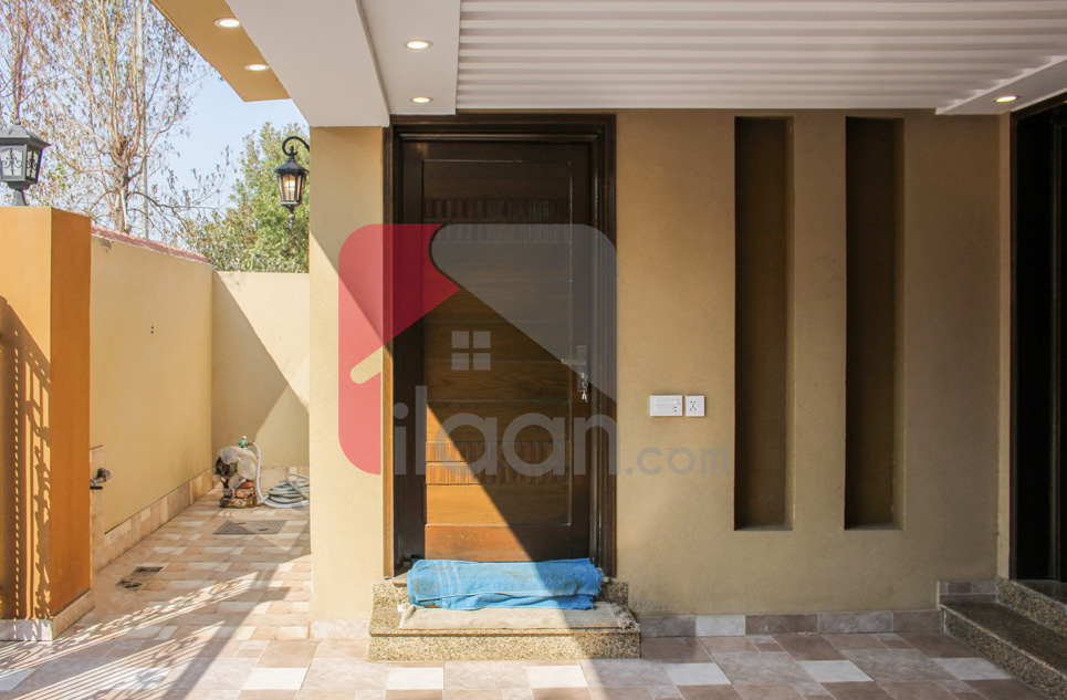 8 Marla House for Sale in Block D, Phase 2, Bahria Orchard, Lahore