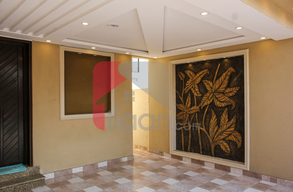 8 Marla House for Sale in Block D, Phase 2, Bahria Orchard, Lahore