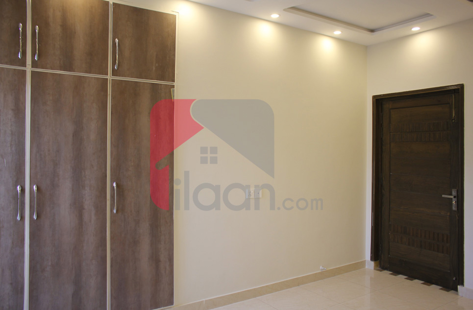 8 Marla House for Sale in Block D, Phase 2, Bahria Orchard, Lahore
