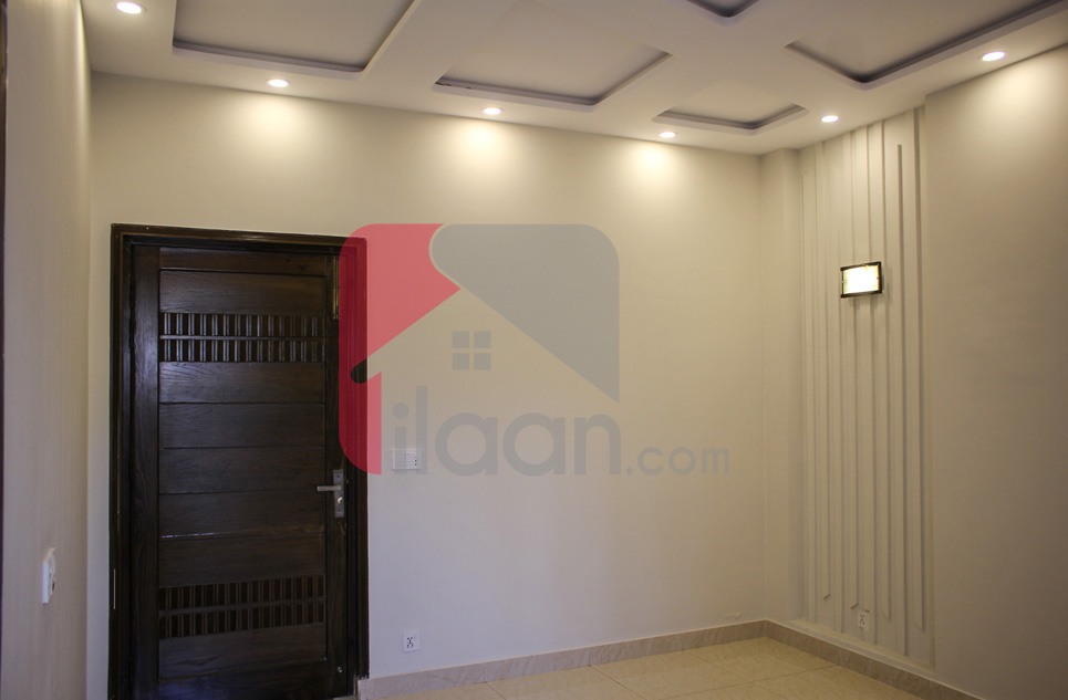 8 Marla House for Sale in Block D, Phase 2, Bahria Orchard, Lahore