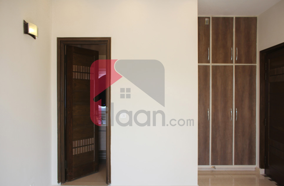 8 Marla House for Sale in Block D, Phase 2, Bahria Orchard, Lahore