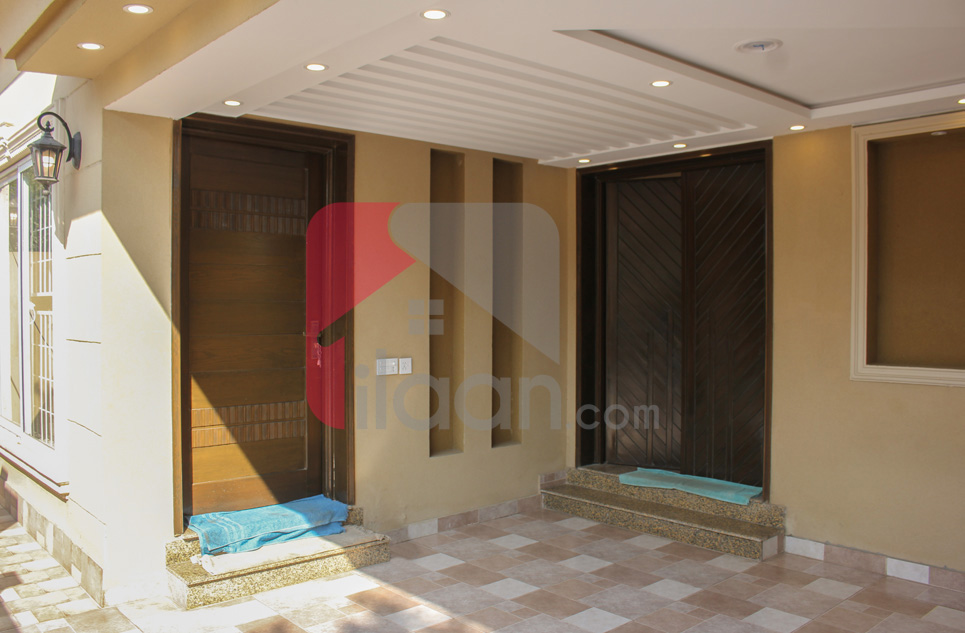 8 Marla House for Sale in Block D, Phase 2, Bahria Orchard, Lahore
