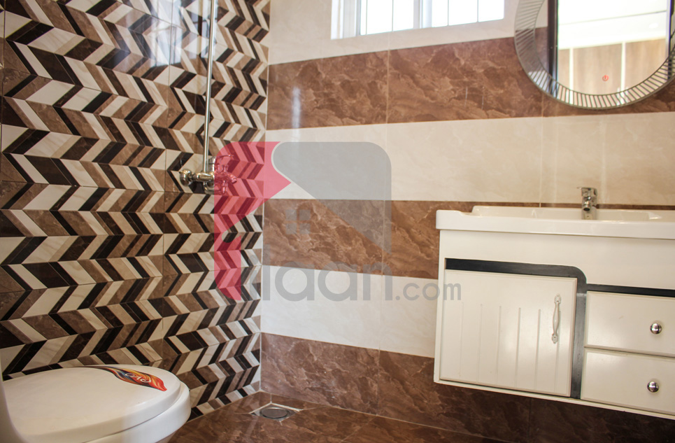 8 Marla House for Sale in Block D, Phase 2, Bahria Orchard, Lahore