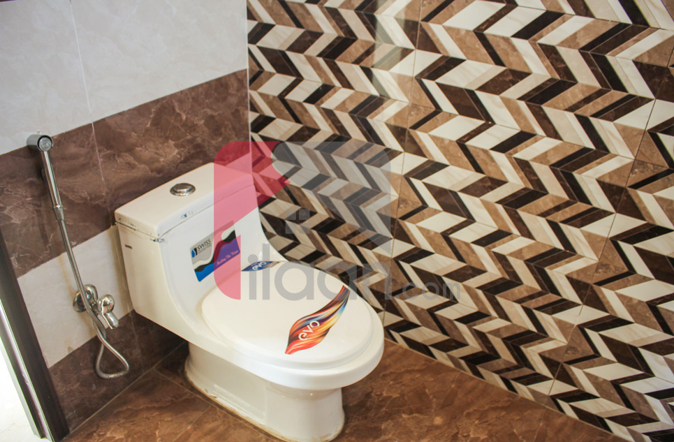 8 Marla House for Sale in Block D, Phase 2, Bahria Orchard, Lahore
