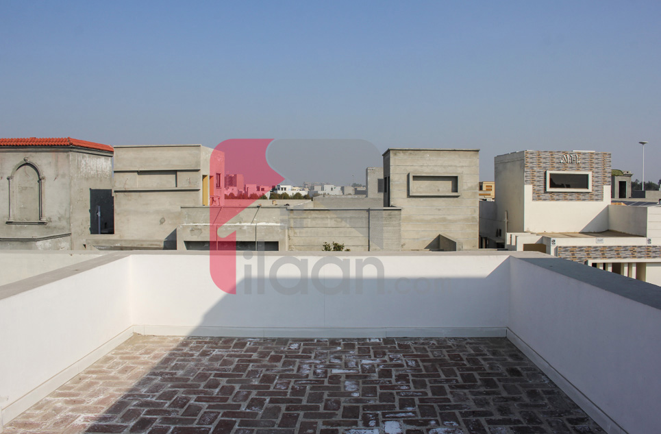8 Marla House for Sale in Block D, Phase 2, Bahria Orchard, Lahore