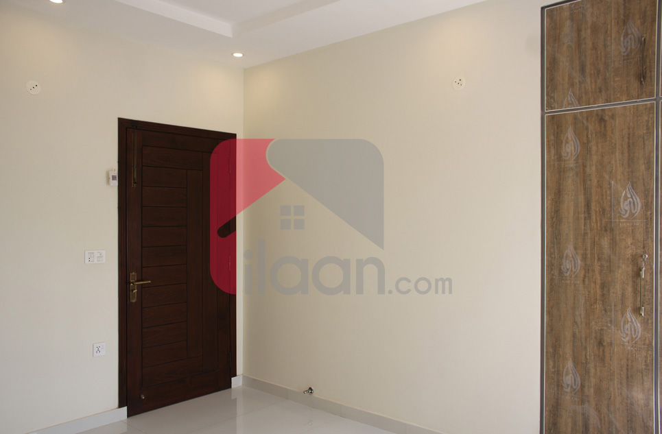 8 Marla House for Sale in Block D, Phase 2, Bahria Orchard, Lahore