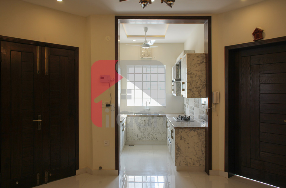 8 Marla House for Sale in Block D, Phase 2, Bahria Orchard, Lahore