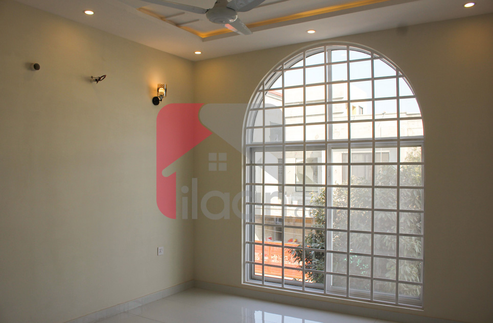 8 Marla House for Sale in Block D, Phase 2, Bahria Orchard, Lahore