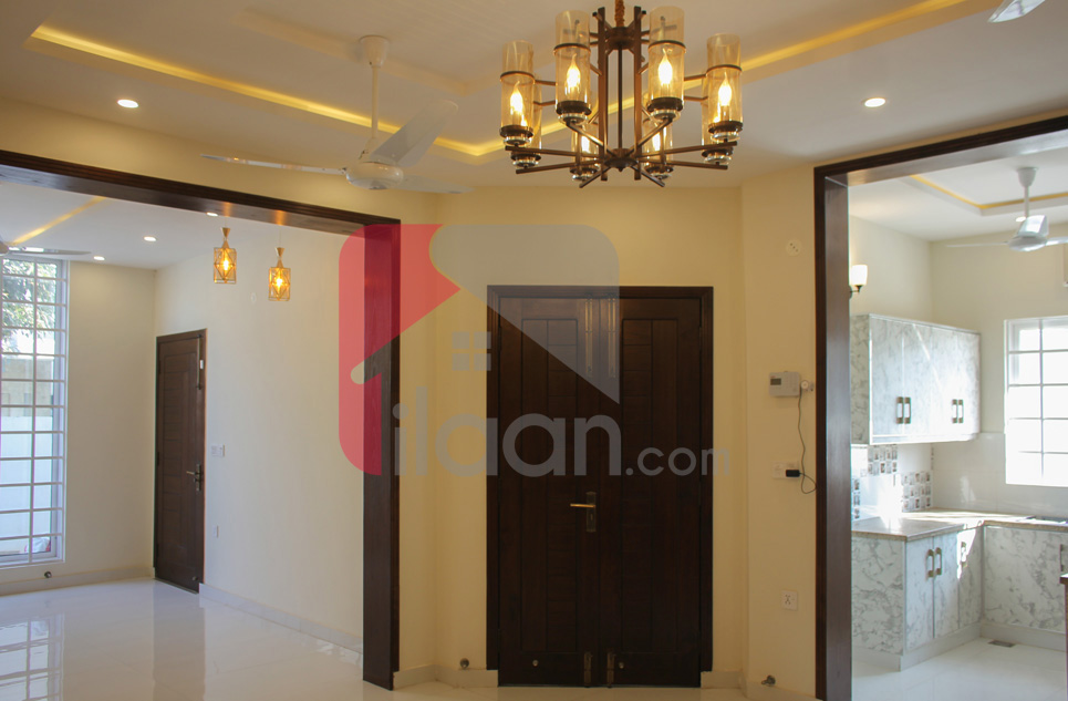8 Marla House for Sale in Block D, Phase 2, Bahria Orchard, Lahore