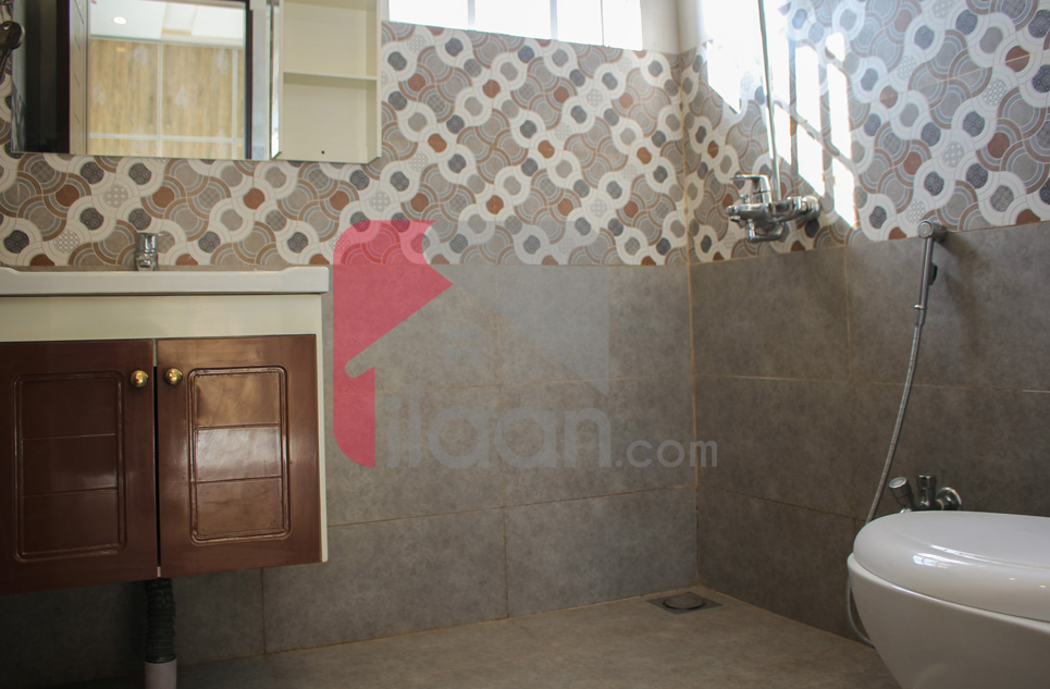 8 Marla House for Sale in Block D, Phase 2, Bahria Orchard, Lahore
