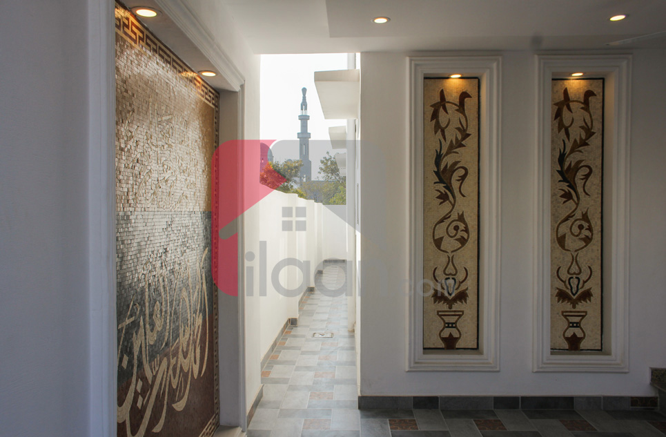 8 Marla House for Sale in Block D, Phase 2, Bahria Orchard, Lahore