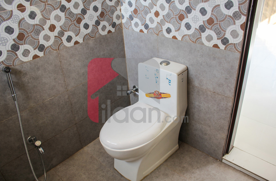 8 Marla House for Sale in Block D, Phase 2, Bahria Orchard, Lahore
