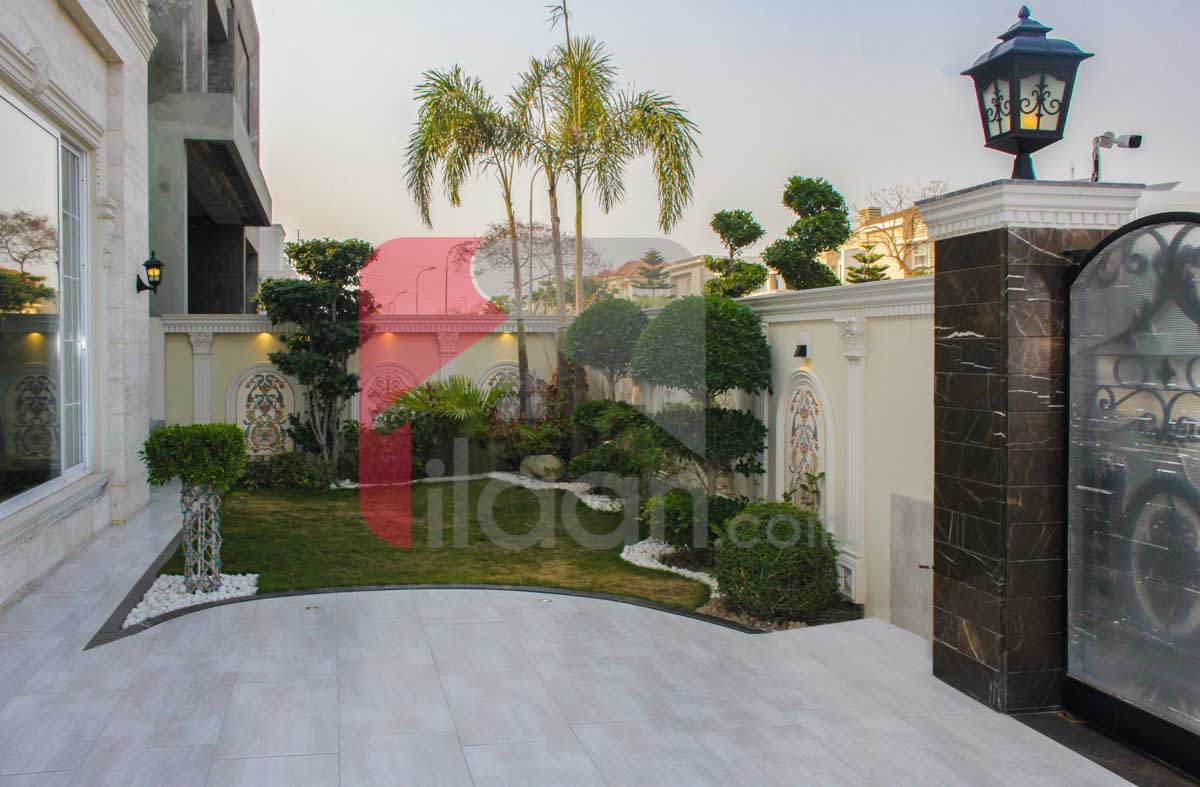 1 Kanal House for Sale in Block D, Phase 6, DHA Lahore