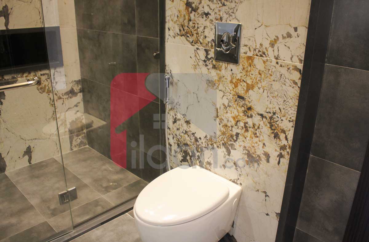 1 Kanal House for Sale in Block D, Phase 6, DHA Lahore