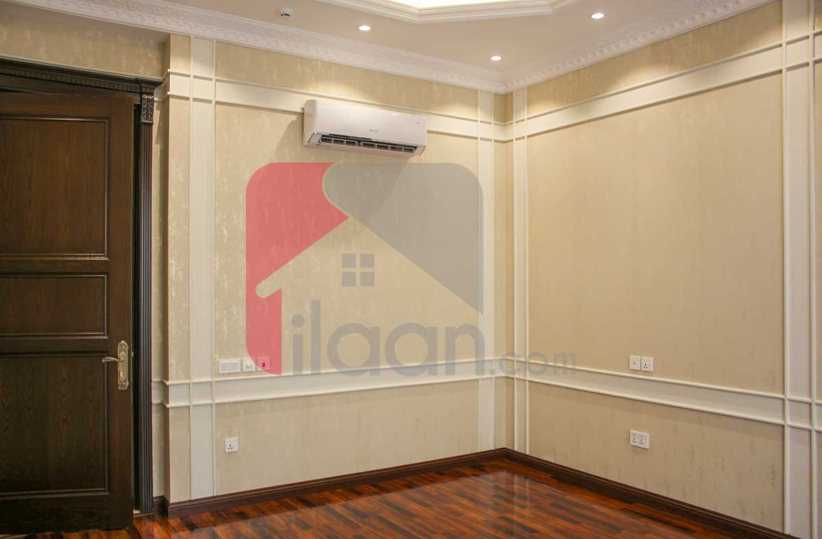 1 Kanal House for Sale in Block D, Phase 6, DHA Lahore