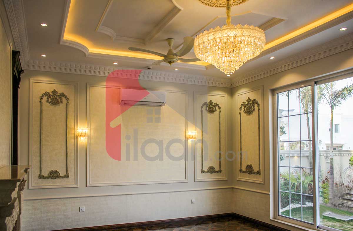 1 Kanal House for Sale in Block D, Phase 6, DHA Lahore