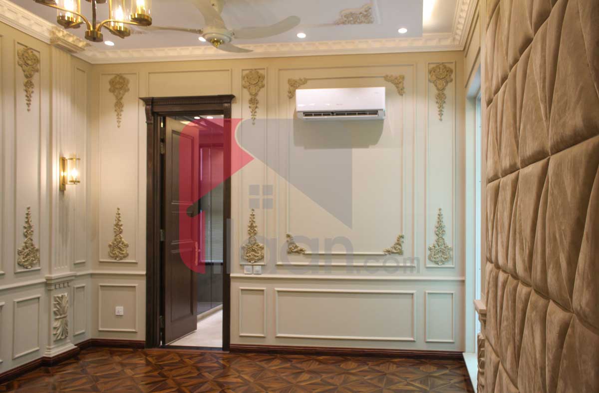 1 Kanal House for Sale in Block D, Phase 6, DHA Lahore