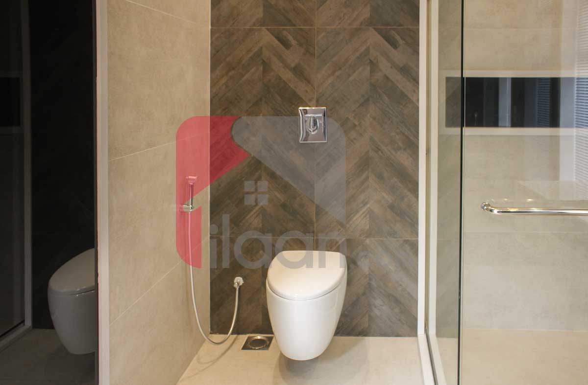 1 Kanal House for Sale in Block D, Phase 6, DHA Lahore