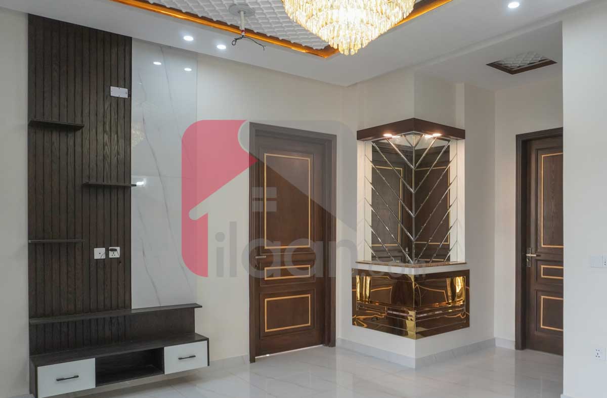 10 Marla House for Sale in Block F, PIA Housing Scheme, Lahore