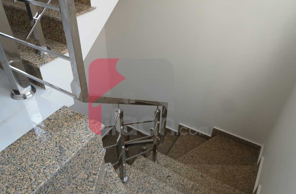 10 Marla House for Sale in Block F, PIA Housing Scheme, Lahore